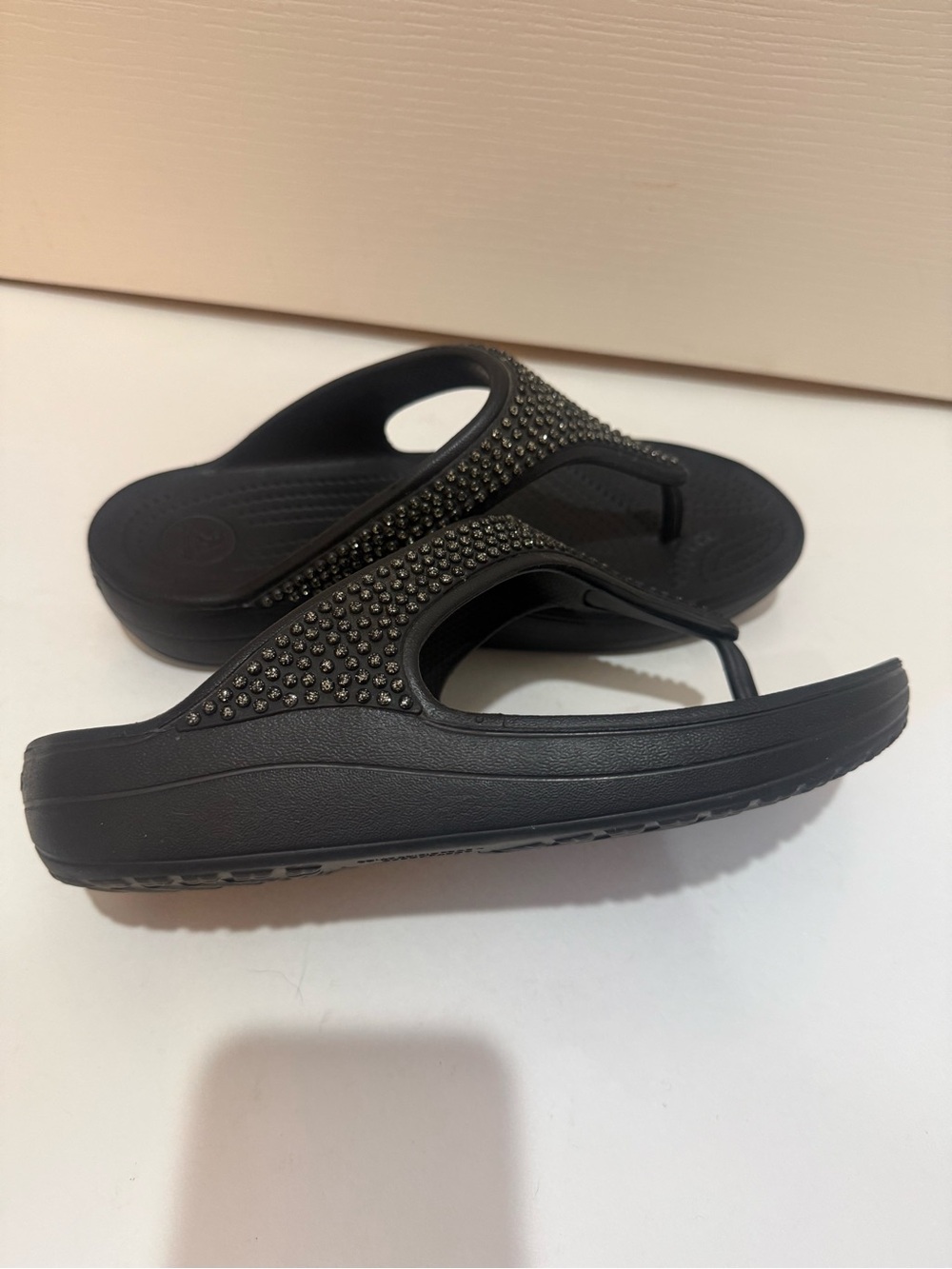 CROCS Black Slip-On with Faux Rhinestones size 8 - Picture 5 of 6